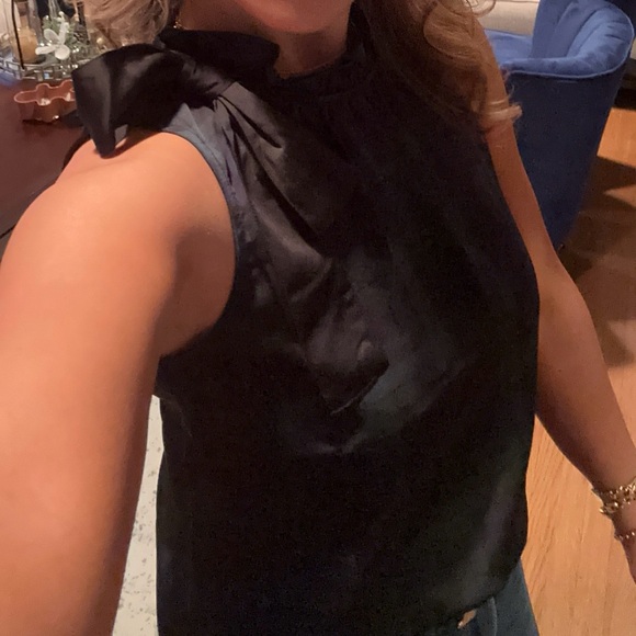 New❤️💚Beautiful Blackwatch /Red plaid bow-neck blousy top - Picture 9 of 12